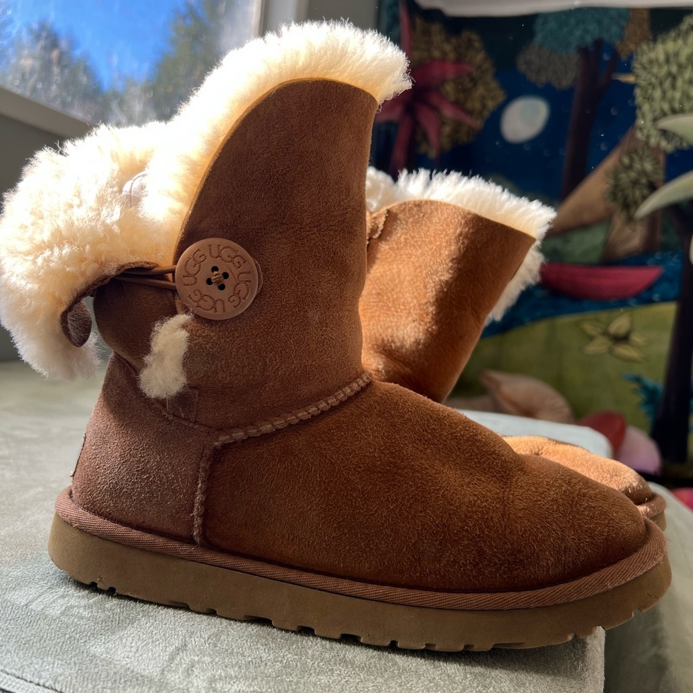Bailey Button Ugg - image 2